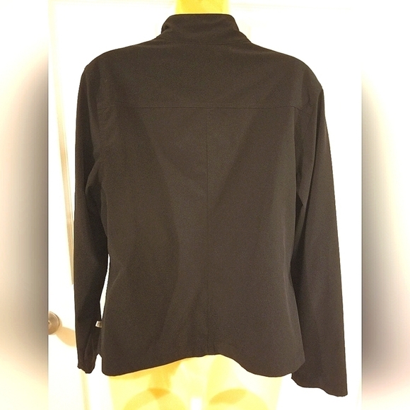 Zenergy Jacket - Picture 2 of 3